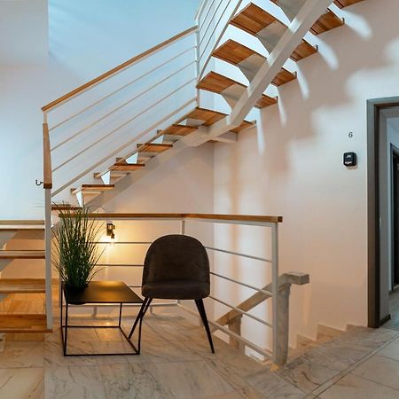 Lagom Hotel ブカレスト エクステリア 写真