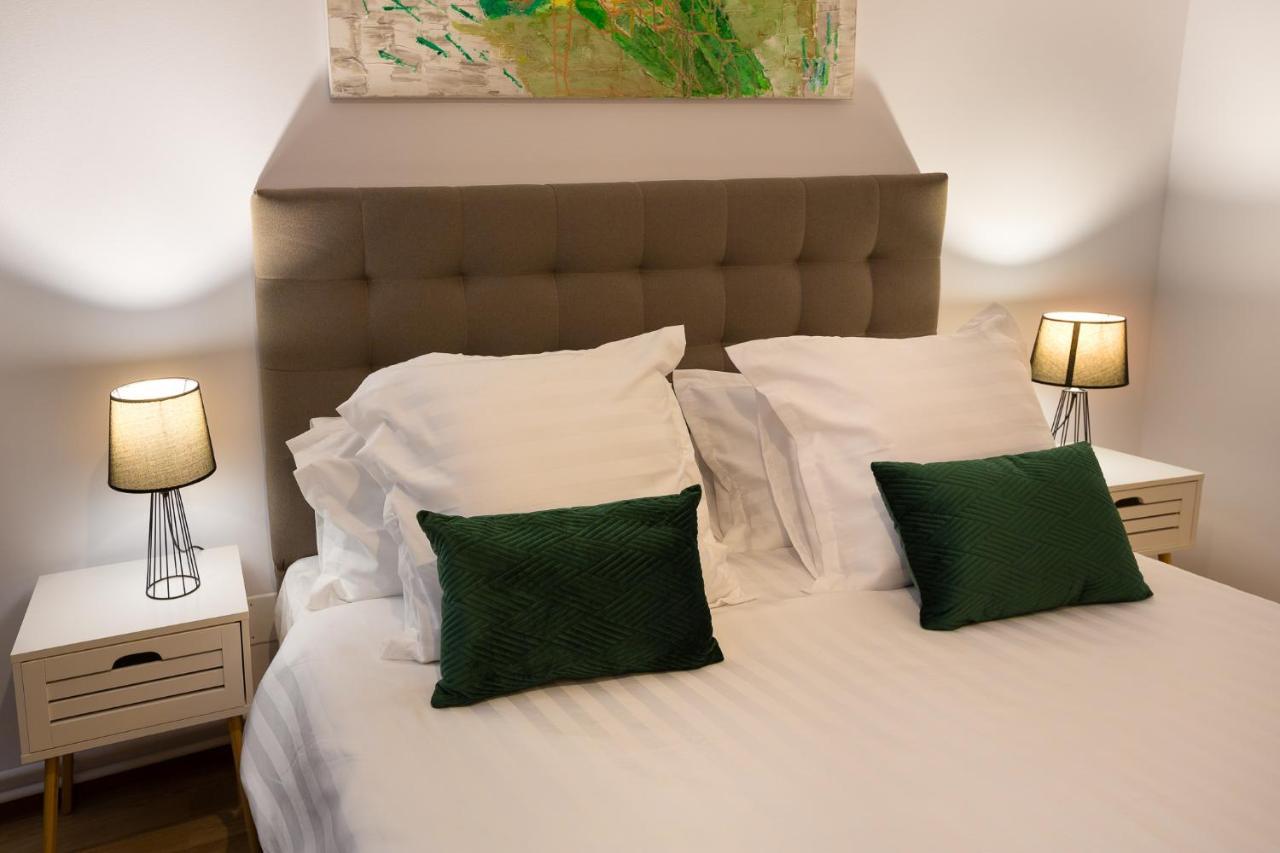 Lagom Hotel ブカレスト エクステリア 写真