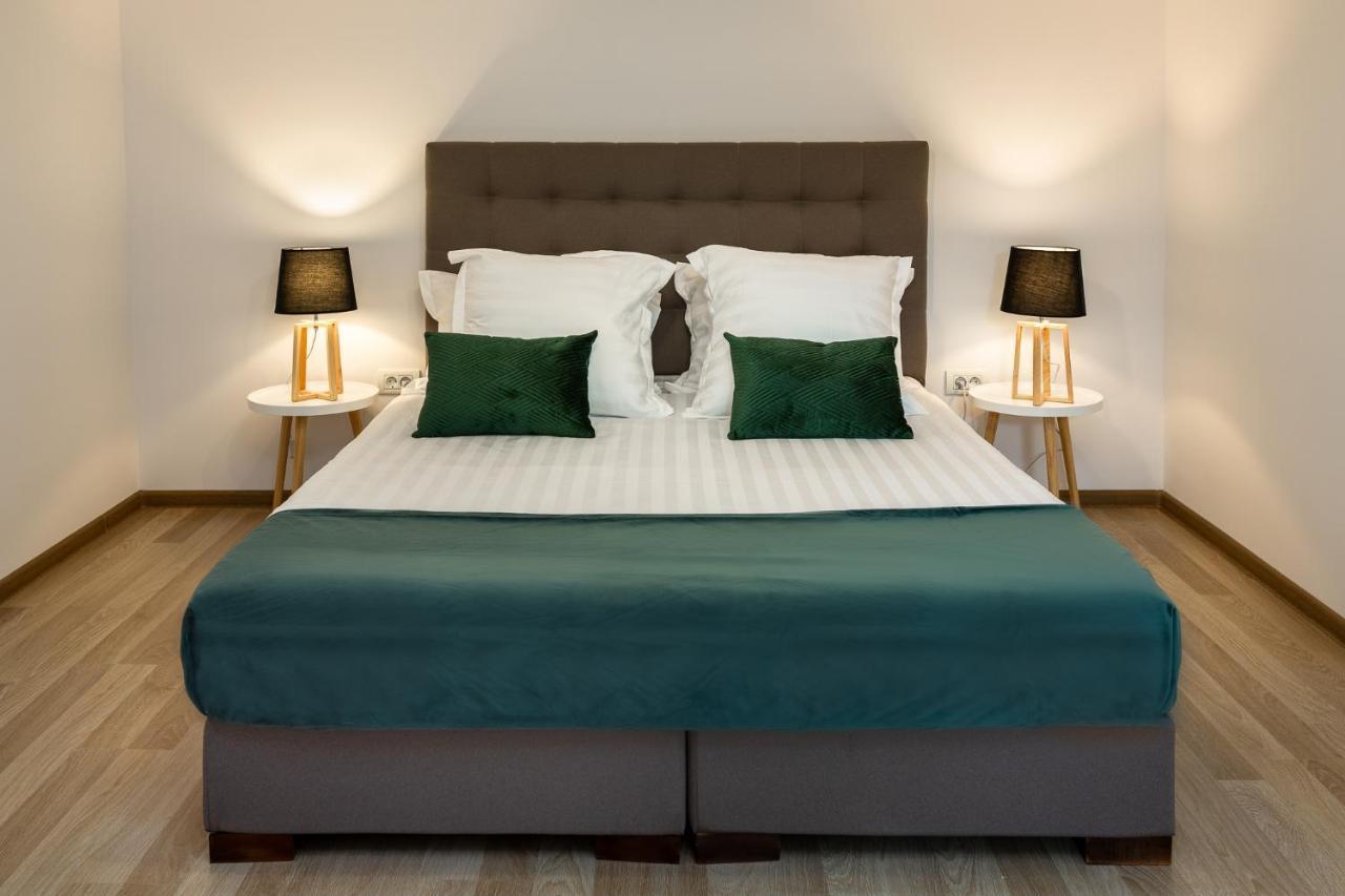 Lagom Hotel ブカレスト エクステリア 写真