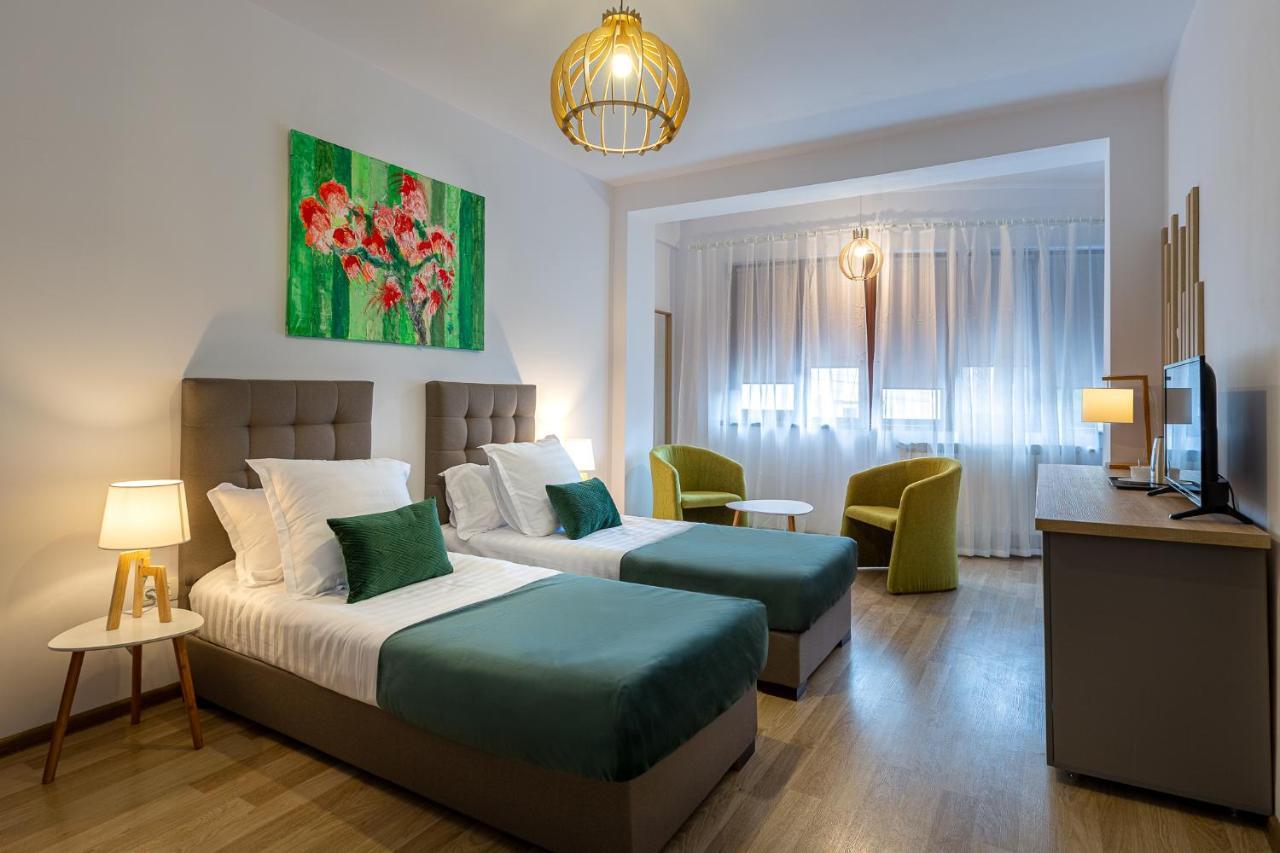 Lagom Hotel ブカレスト エクステリア 写真
