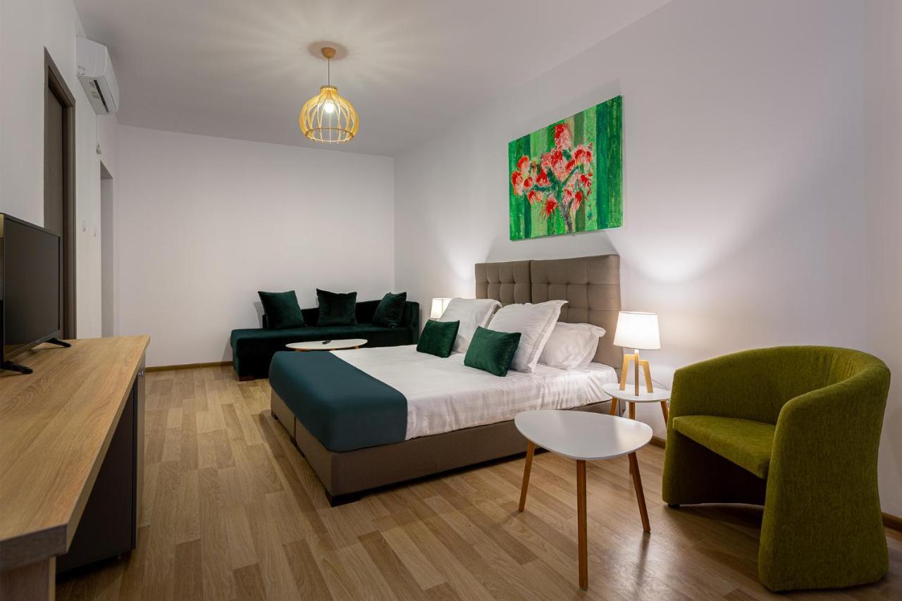 Lagom Hotel ブカレスト エクステリア 写真